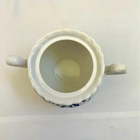 J & G Meakin LEGATO Creamer AND Sugar Bowl With Top Classic White & Blue England - Picture 12 of 15